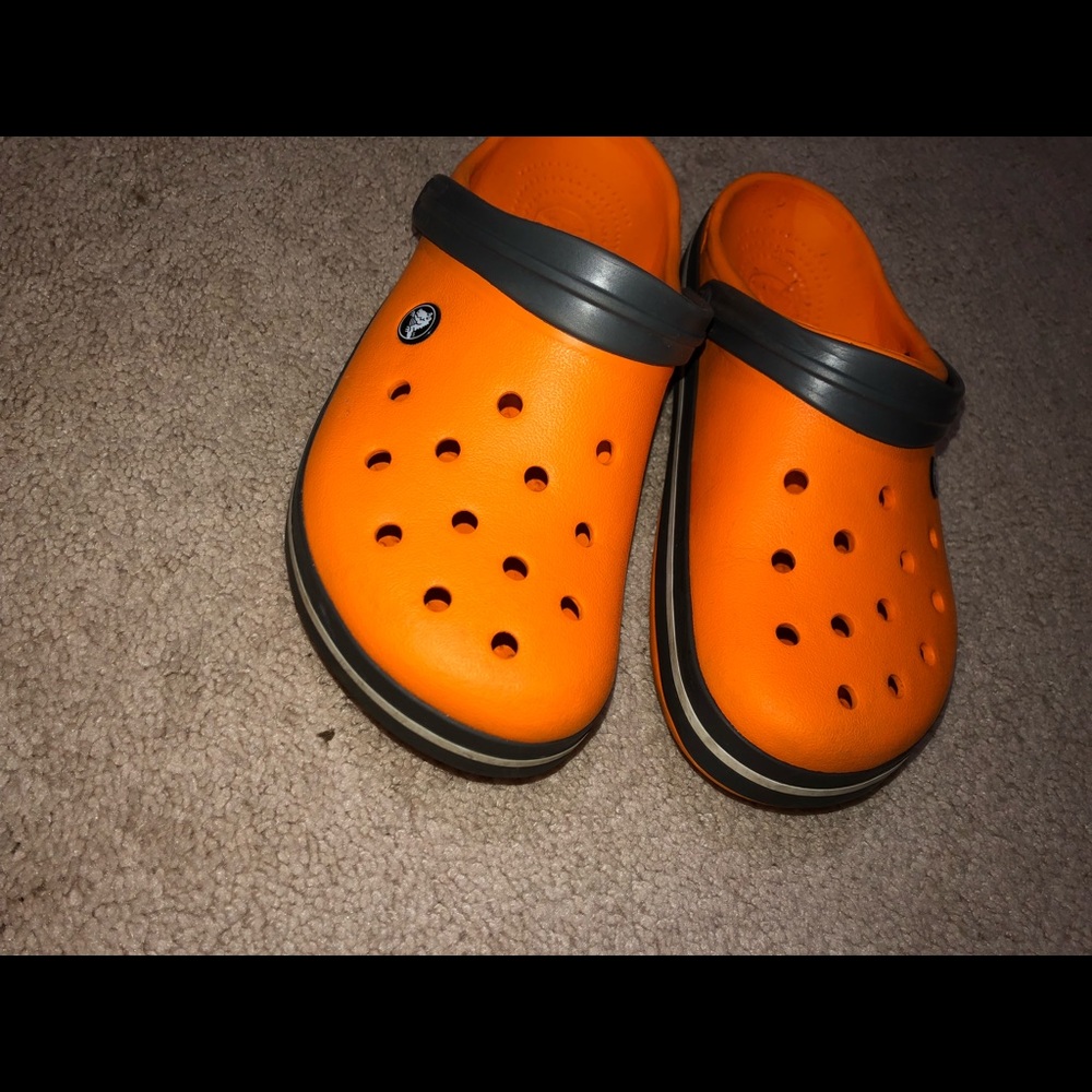 Crocs (LOWEST PRICE)